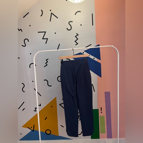 BRAND NEW PACT AIRPLANE TULIP HEM PANT - Picture 2 of 3